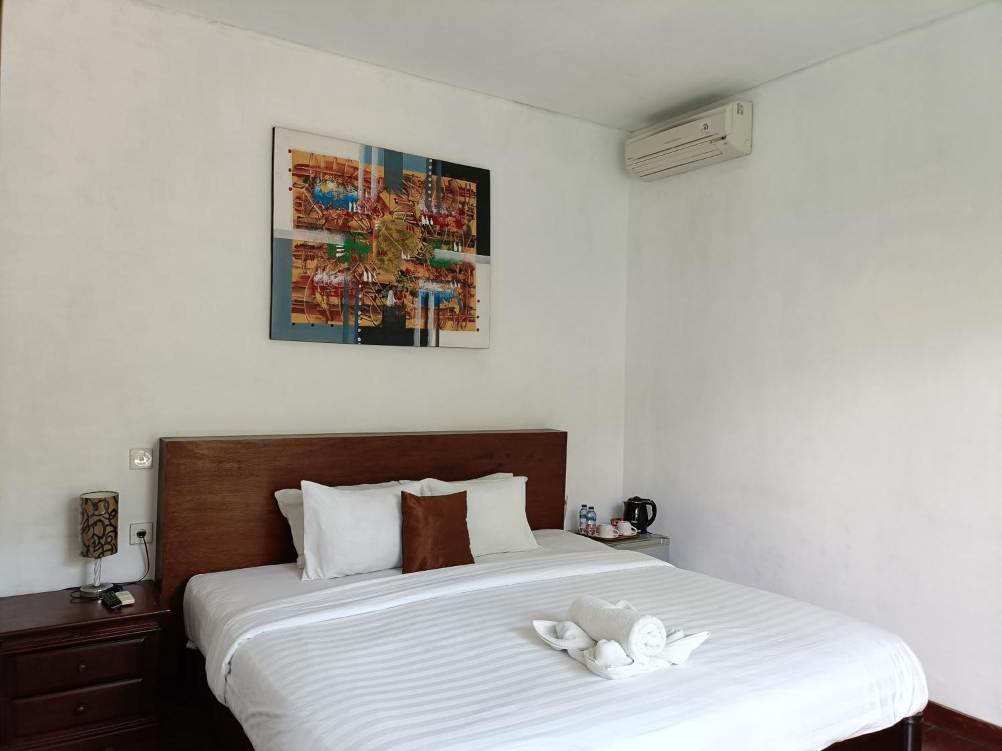 Ngetis Home Stay ซานูร์ ภายนอก รูปภาพ