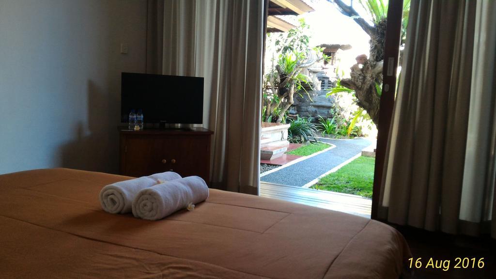 Ngetis Home Stay ซานูร์ ภายนอก รูปภาพ