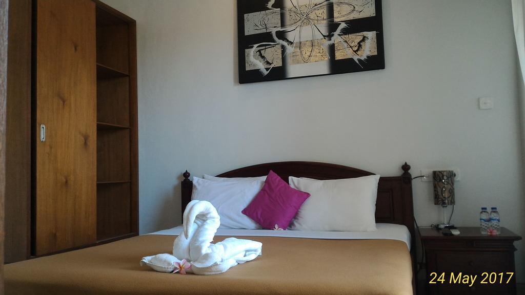 Ngetis Home Stay ซานูร์ ภายนอก รูปภาพ