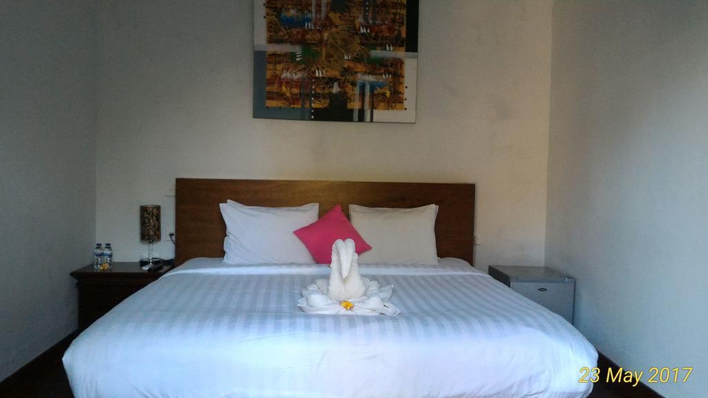 Ngetis Home Stay ซานูร์ ภายนอก รูปภาพ